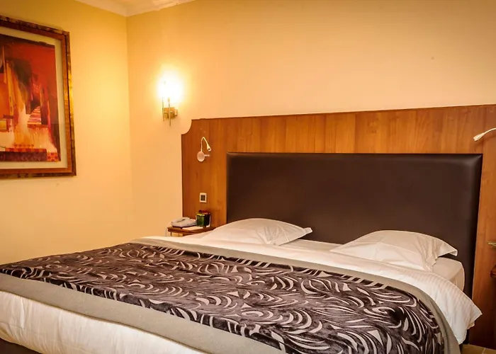 Les Saules Parc & - Teritoria Hotel Vonnas